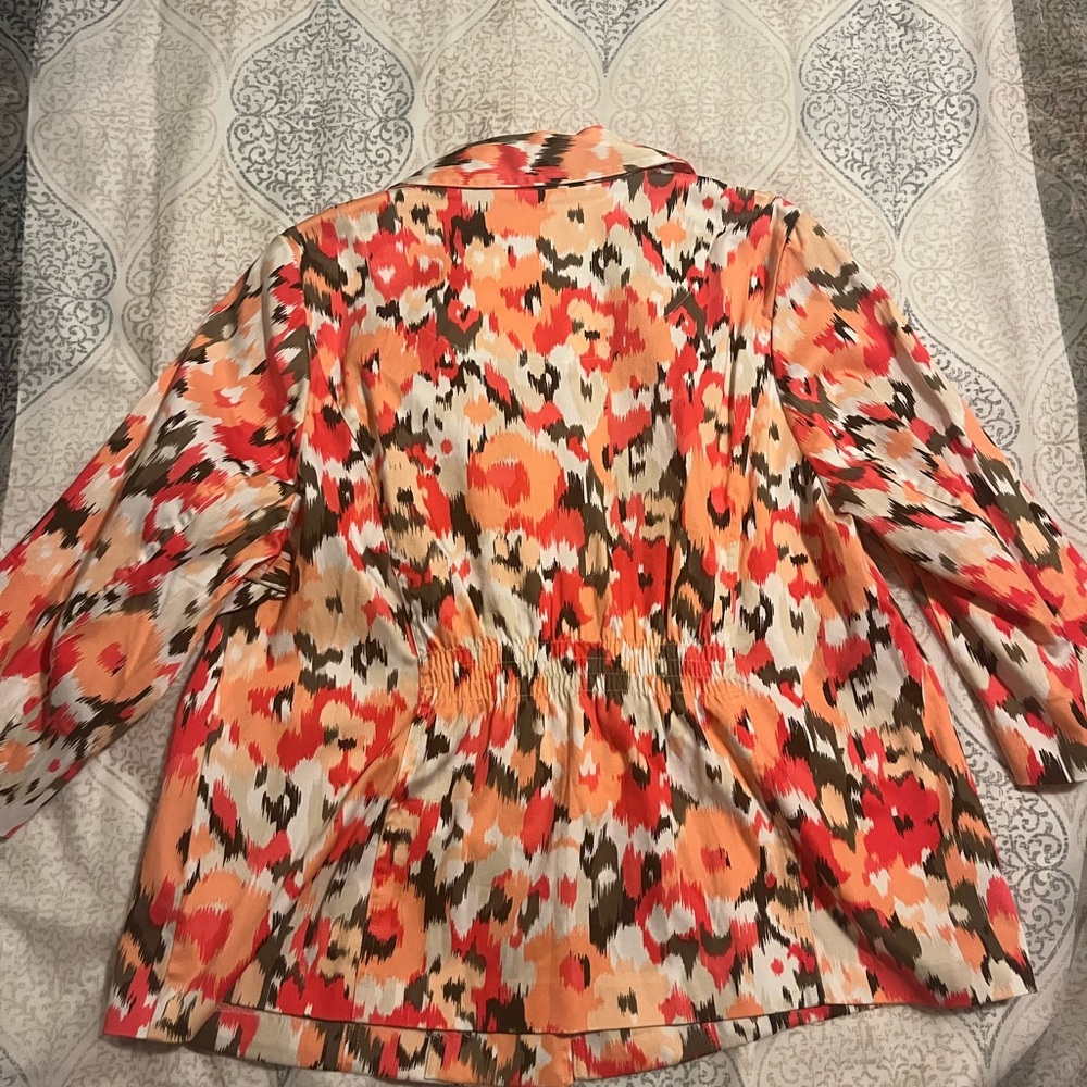 Colorful Abstract Print Jacket - Picture 2 of 4